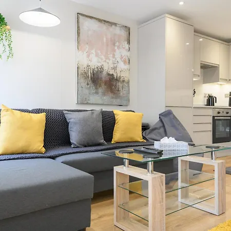 Pass The Keys Couples Haven In * Лідс