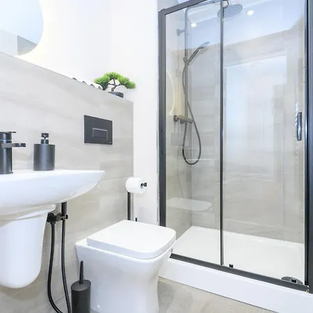 Pass The Keys Couples Haven In Apartamento *