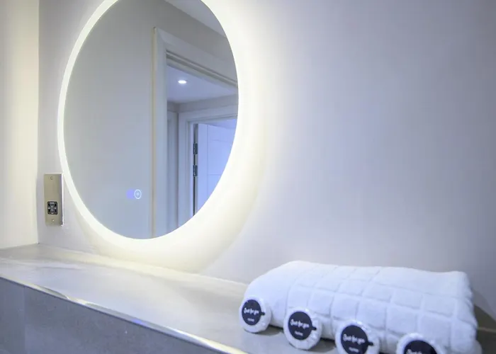 公寓 Pass The Keys Couples Haven In 利兹